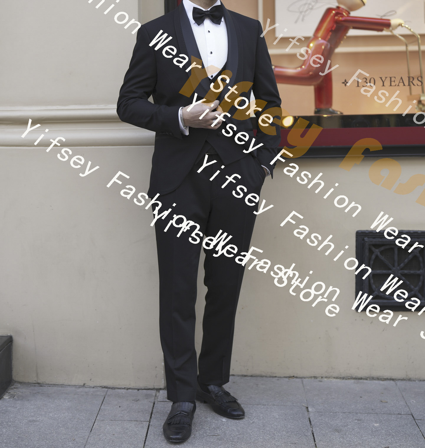 Men Grooming Outfit - ชุดสูทผู้ชายแบบเต็มตัว ปกผ้าคลุมสองชั้น สำหรับงานแต่งงาน ชุดเจ้าบ่าวสั่งตัดได้ 3 ชิ้น