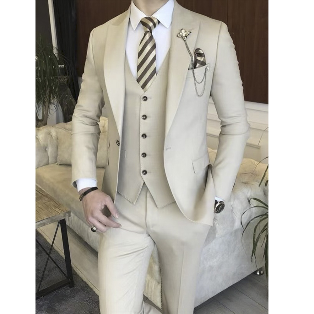 Men'S Grooming Brands - ชุดสูทผู้ชายสีเบจแบบเต็มตัว ชุดแต่งงานเจ้าบ่าวสั่งตัดได้ แบรนด์หรู เสื้อแจ็คเก็ต เสื้อกั๊ก กางเกงขายาวทรงเข้ารูป